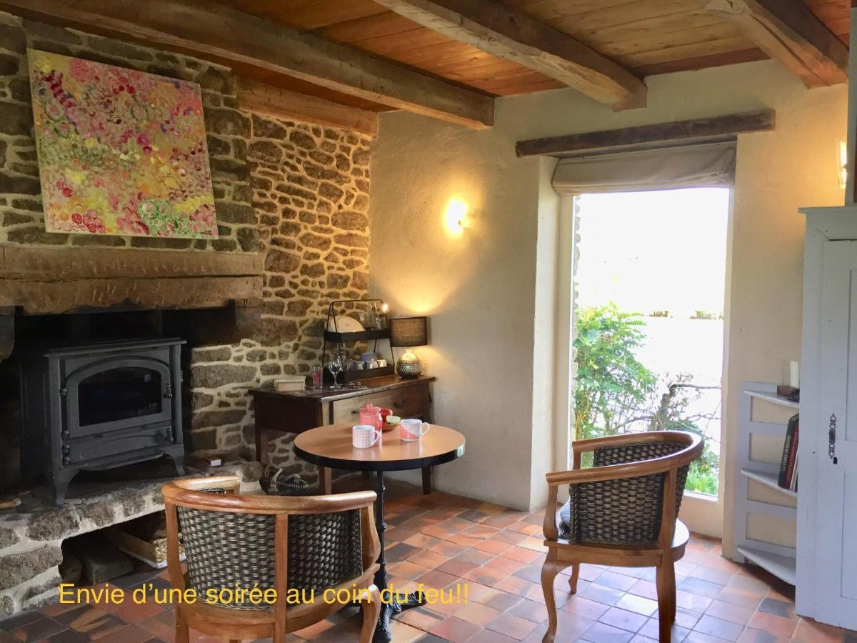 欧蓬锐库尔酒店 Saint-Pierre-de-Plesguen 外观 照片