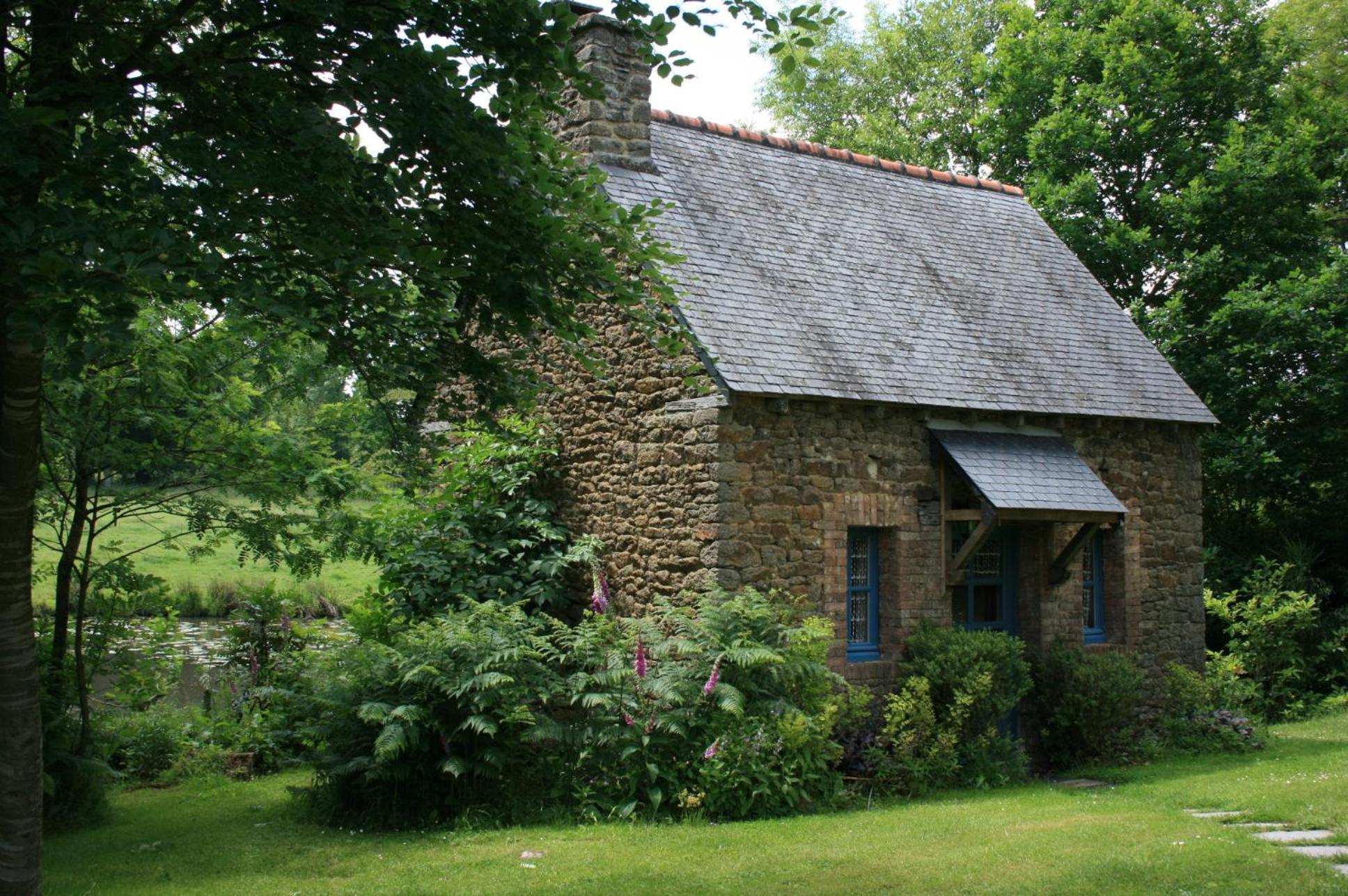 欧蓬锐库尔酒店 Saint-Pierre-de-Plesguen 外观 照片